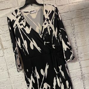 NY & Company Black White Faux Wrap Floral dress Stretchy medium